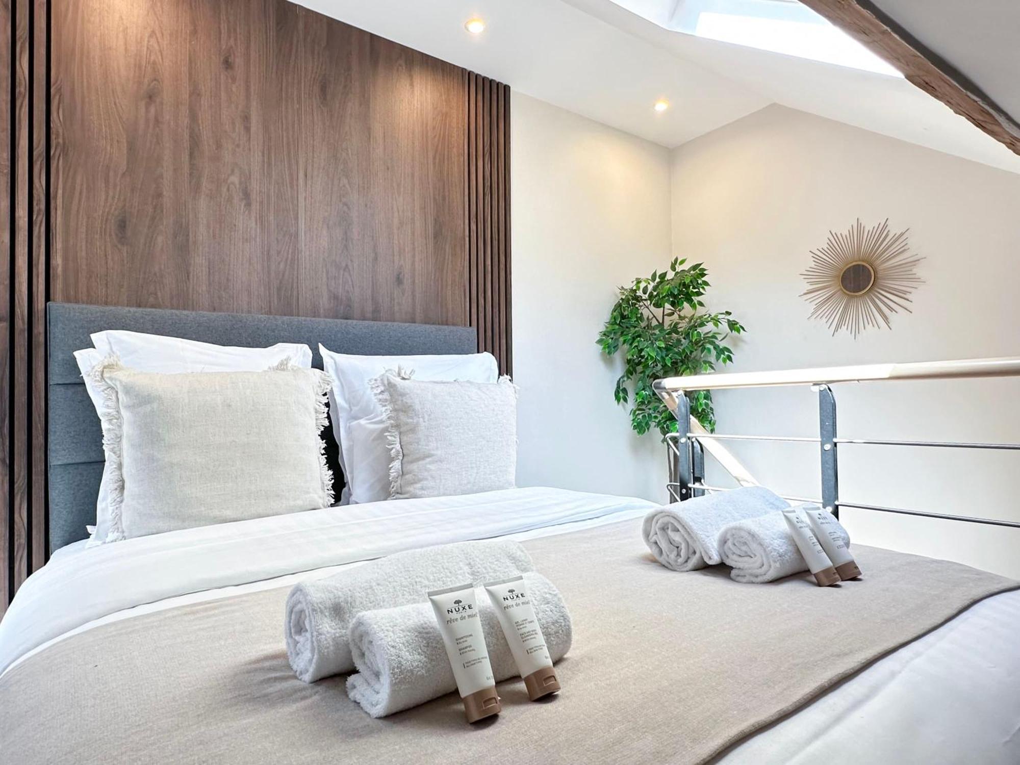 Stylish & Chic Duplex Near Eiffel Tower Apartment Paris Bagian luar foto