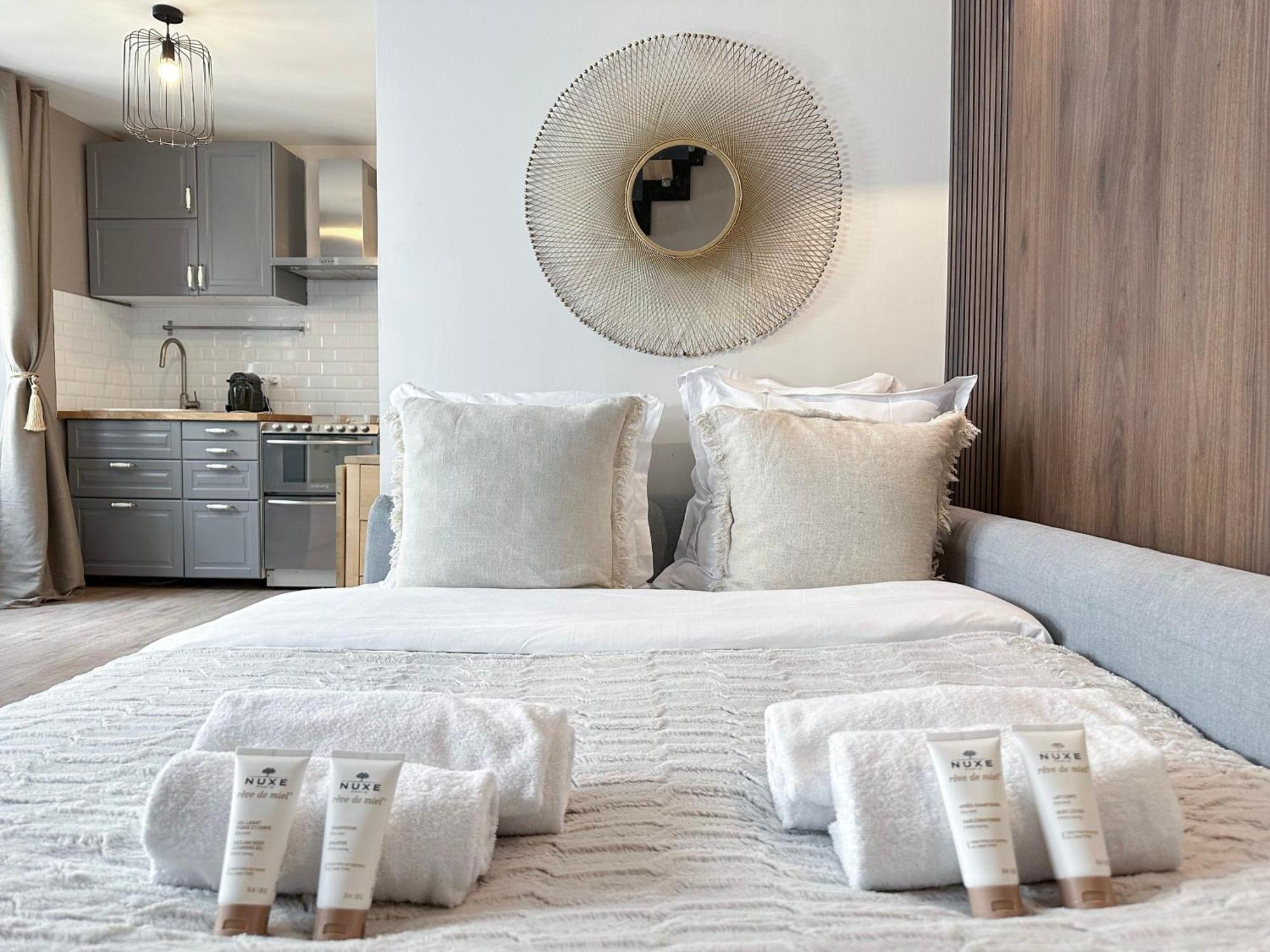 Stylish & Chic Duplex Near Eiffel Tower Apartment Paris Bagian luar foto