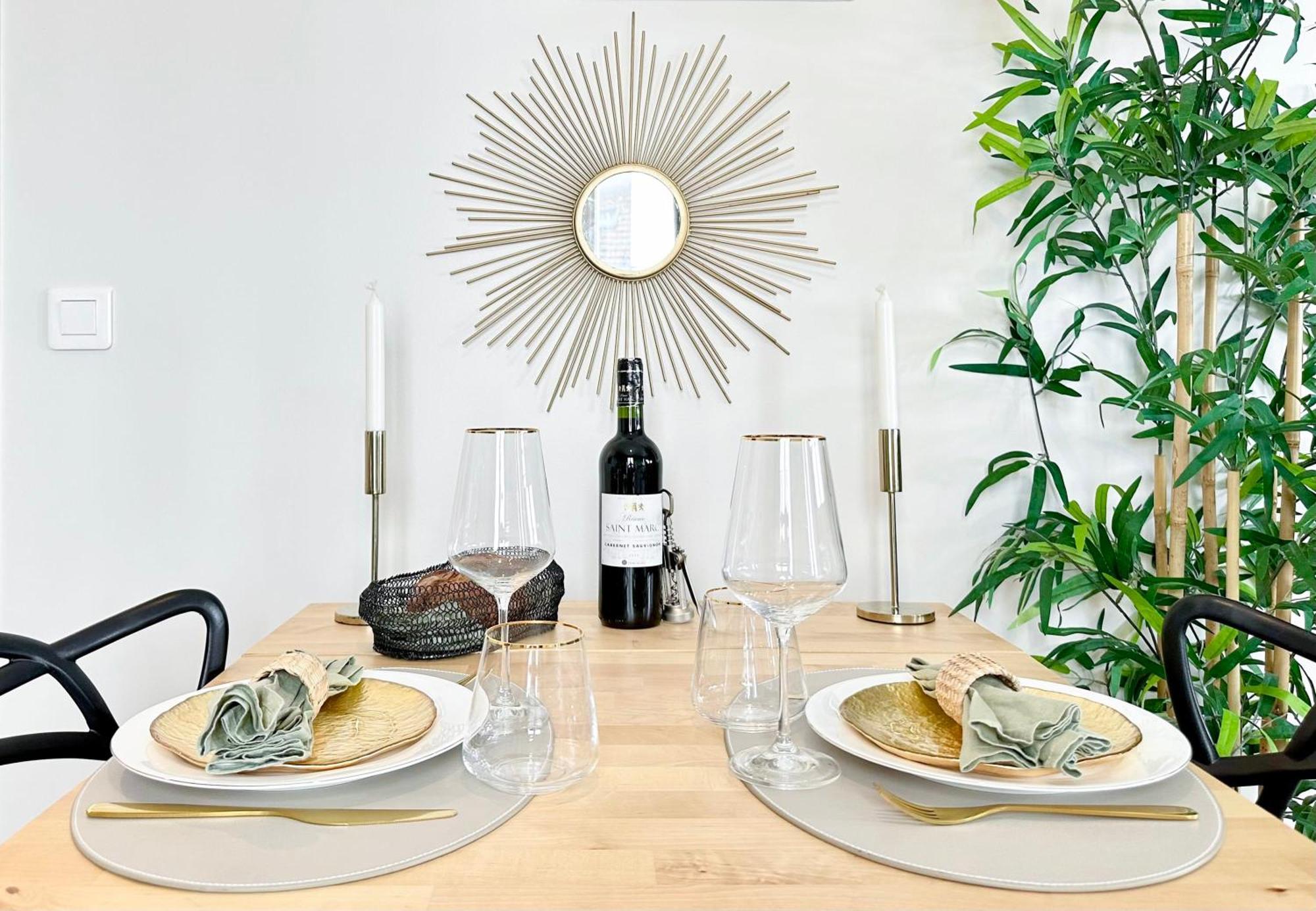 Stylish & Chic Duplex Near Eiffel Tower Apartment Paris Bagian luar foto